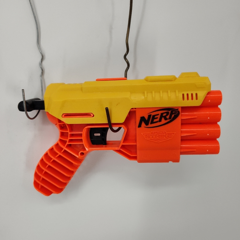 Nerf Alpha Strike Elite Fang QS-4 Blaster